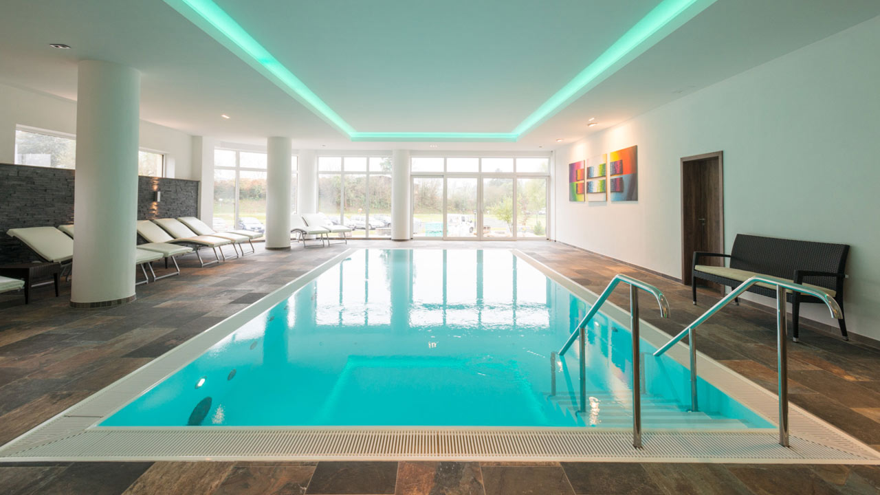 livingpool_neubau_hotel_tiefenbach_4