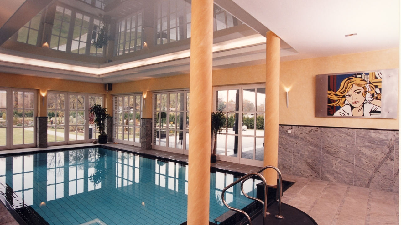 livingpool_neubau_privat_marmor_2