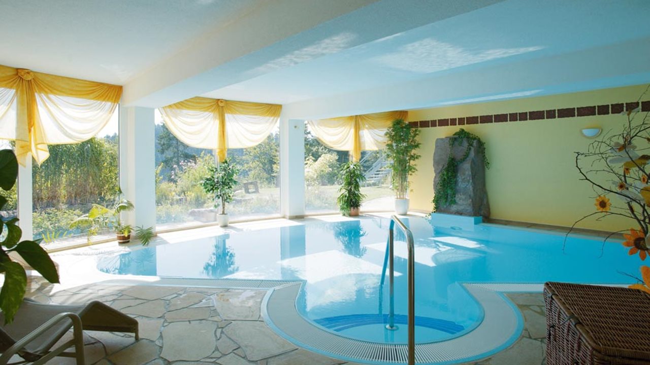 livingpool_neubau_kronelamm_1